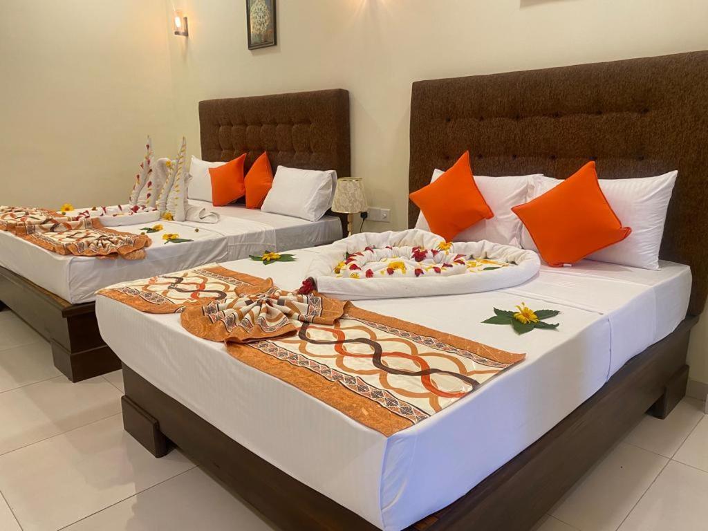 Hotel Northway Vavuniya Buitenkant foto