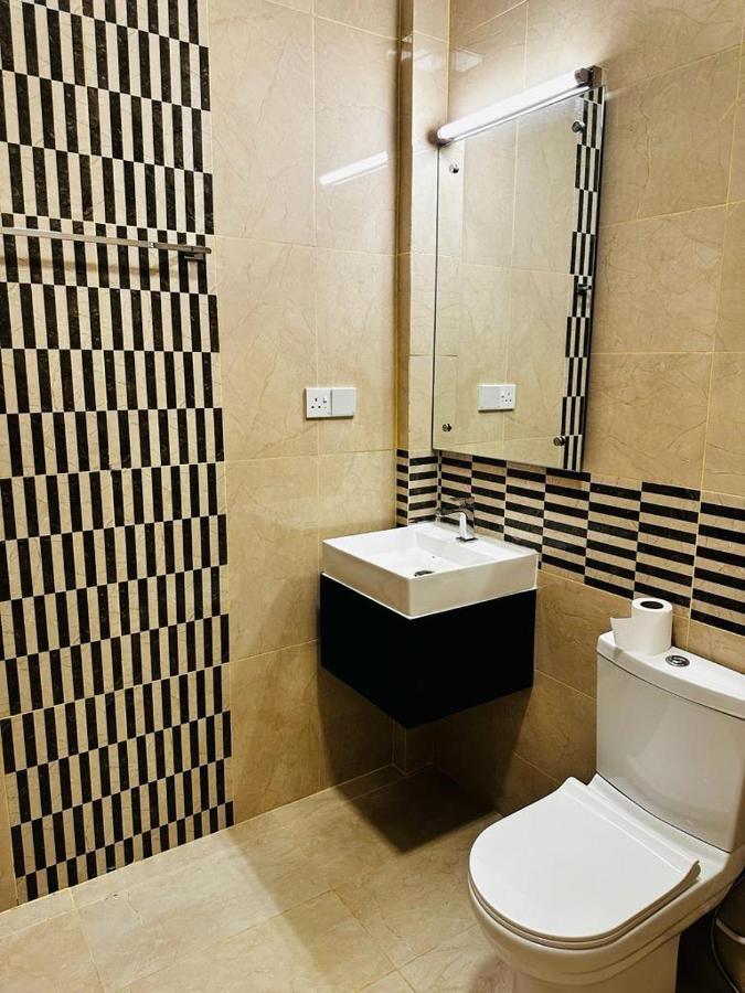 Hotel Northway Vavuniya Buitenkant foto